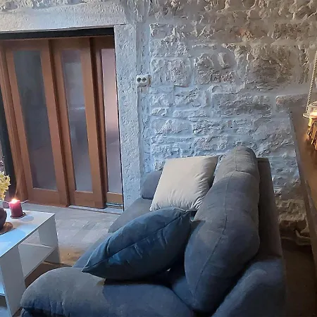 4 Murri - Nearby